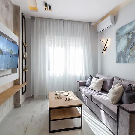 P Deluxe Suite2 * Thessaloniki